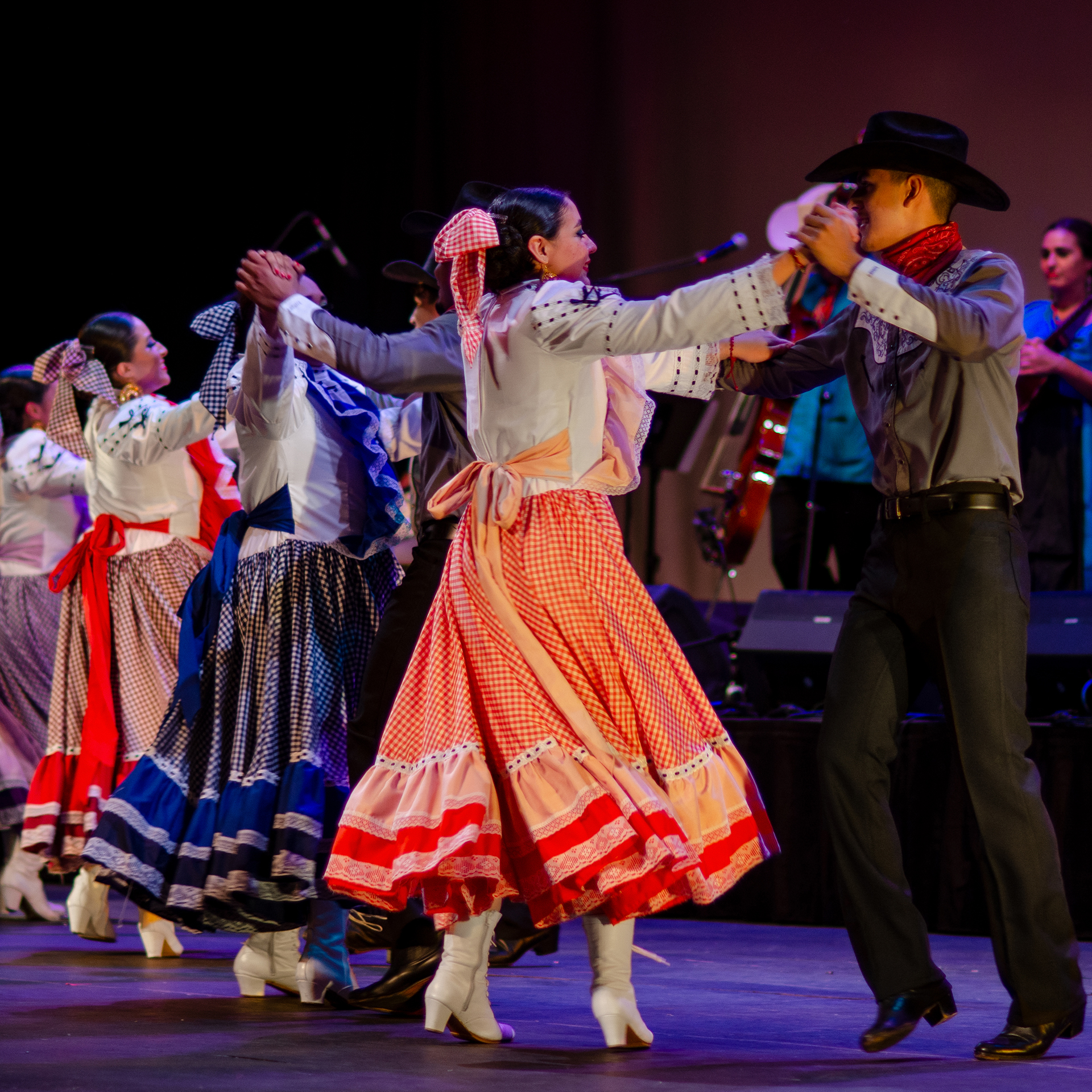 couples in a fun, energetic dance from the North of Mexico